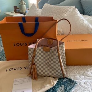 Louie Vuitton Propriano D. Azur